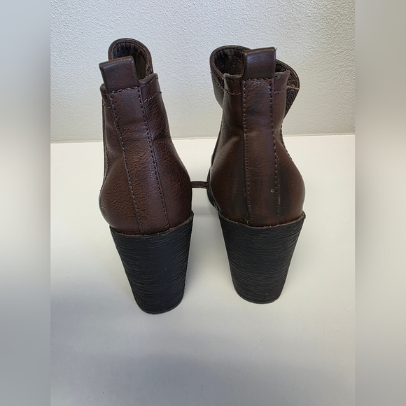 Nature Breeze Brown Ankle Boots‎ With Heel Zip Up Size 7 - Picture 4 of 7